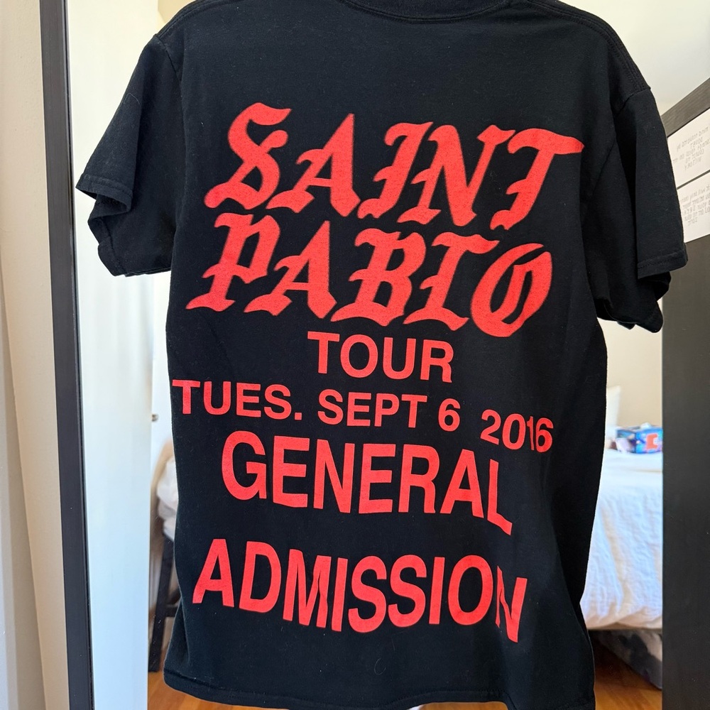 Saint Pablo Tour short sleeve 2016 Kanye West